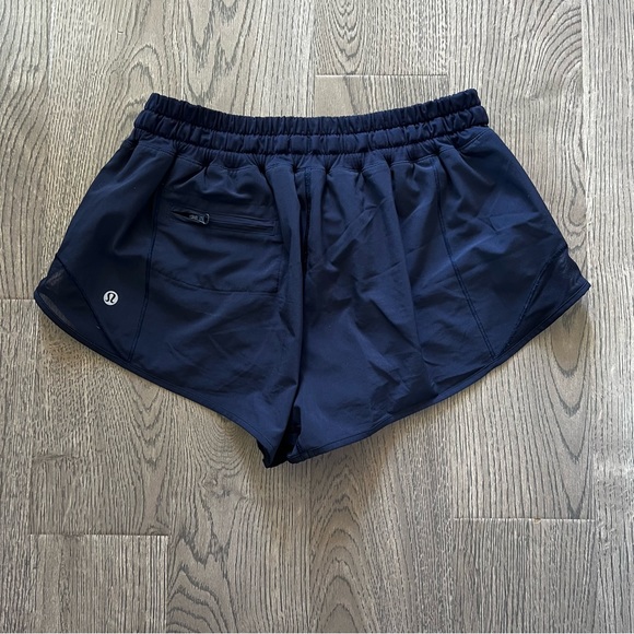 EUC Lululemon Hotty Hot shorts - Picture 2 of 2